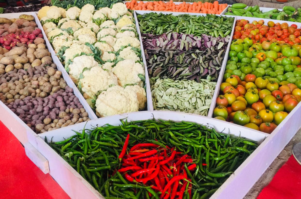 দেশি সবজি উধাও 