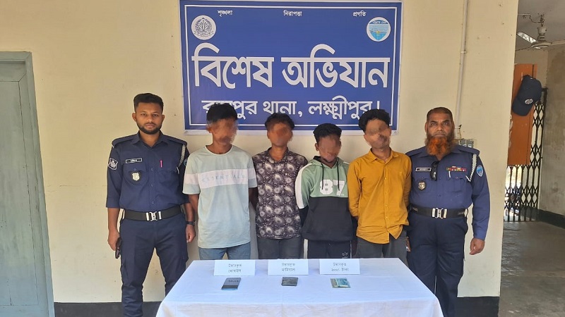 ছিনতাইয়ের পর রেহাই পেল না কিশোর গ্যাং, পুলিশের জালে ৪ জন