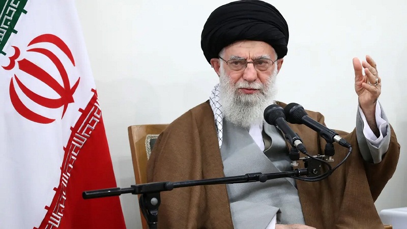 নাশকতাকারীদের সামনে আমরা কখনোই পিছু হটবো না: আয়াতুল্লাহ আলি খামেনি