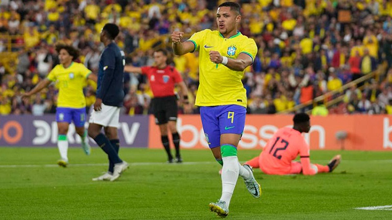 ইকুয়েডরকে উড়িয়ে ১২তম শিরোপা জয়ে এগিয়ে গেল ব্রাজিল